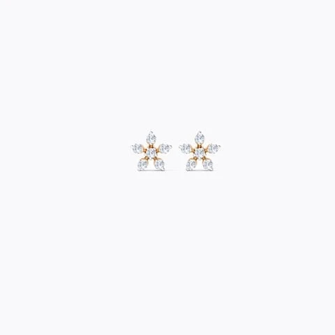 Shiny Daisy Diamond Stud Earrings